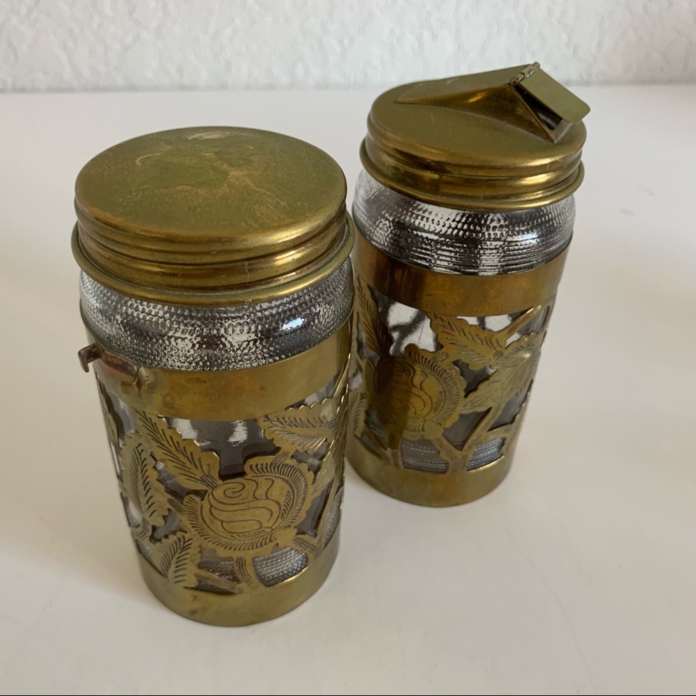 Vintage! Brass sugar, spice, salt, pepper shakers